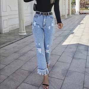 NWOT Snow Washed Distressed Straight Leg Jeans